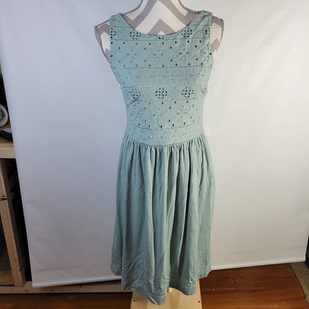Loft Seafoam Green Sleeveless Eyelet Lace top Dress Size 4 Lined